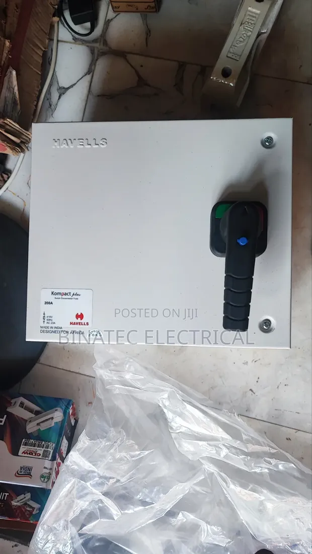 Havell 200A Changeover Switch - Manual Transfer - 1