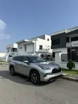 2021 Toyota Highlander XLE Silver - 1