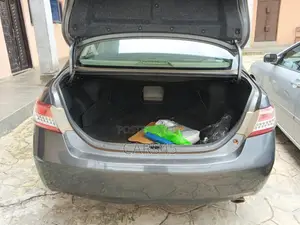 Toyota Camry 2011 Gray