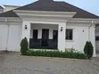 Gidan Alatu mai dakuna 7 a Guzape don siyarwa - 2