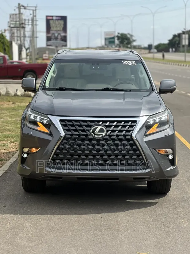 Lexus GX 2016 Grey - 1