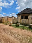 Bungalow 2 Dakuna don Siyarwa, St. Saviour, Benin City - 3