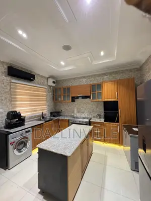 Luxury 4 Bedroom Duplex Mai Dakuna 2 a Chevron Lekki