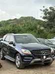 Mercedes-Benz M Class ML350 2015 Blue - 1