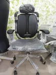 Boss Office Products Black Kidney Office Chair - 1
