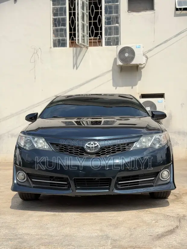 2012 Toyota Camry SE Limited Edition Sedan - 1