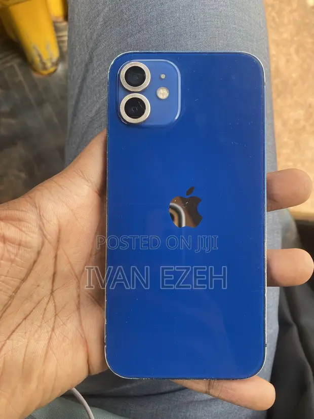 Apple iPhone 12 64GB Blue - 1