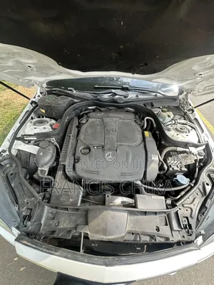 Mercedes-Benz E350 2014 Fari