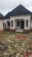3-Bedroom Bungalow da BQ Sayarwa, Agbor Road Bypass, Benin City - 1