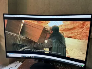 Samsung Curve Monitor S32C390EAC 32-inch Full HD