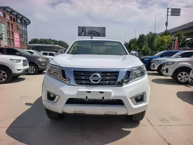 2017 Nissan Navara 2.5L 4WD Pickup Truck - 1