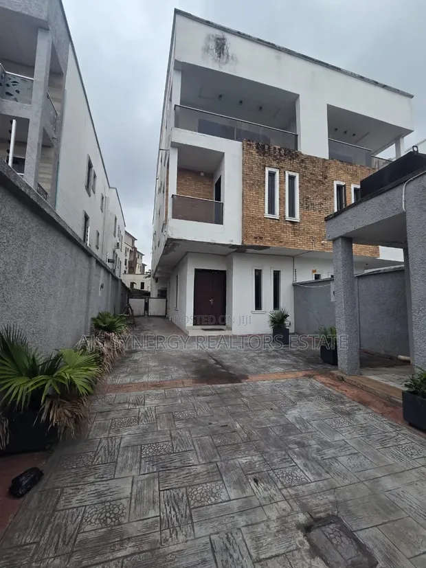 5-Bedroom Duplex for Sale in Banana Island, Ikoyi - 1