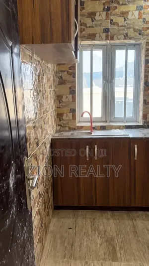 Mini Flat for Rent in Eputu London, Awoyaya