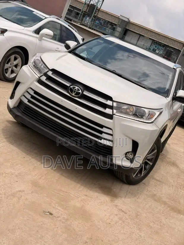 Toyota Highlander 2019 Fari - 1