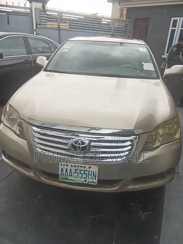 Toyota Avalon 2007 Gold - 1