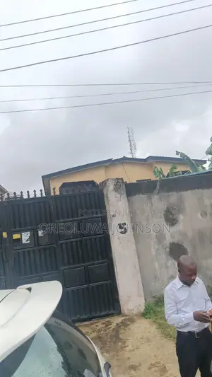 8-Bedroom Duplex for Sale in College Area, Lagos