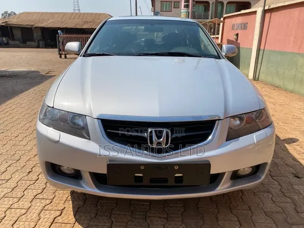 Honda Accord 2008 Silver - 1