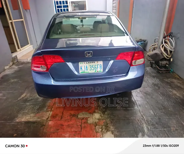 Honda Civic 2008 Blue - 1
