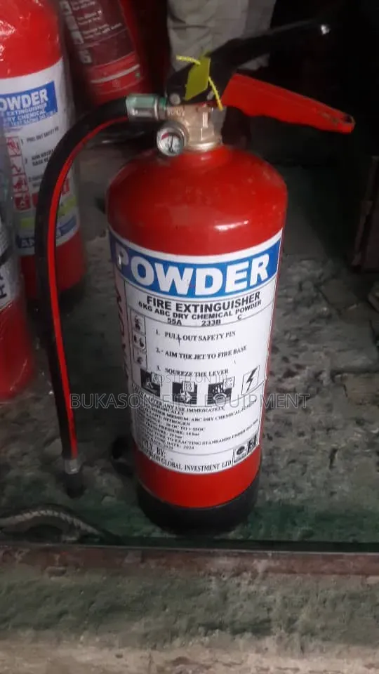 Spanish 6kg ABC Powder Fire Extinguisher - 1
