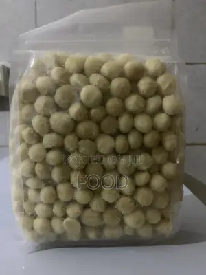 100g Macadamia Nuts