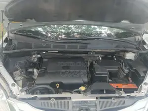 2013 Toyota Sienna XLE AWD 7-Passenger Minivan