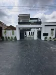 6-Bedroom Duplex with Boys Quarters in Gwarinpa, Abuja - 2