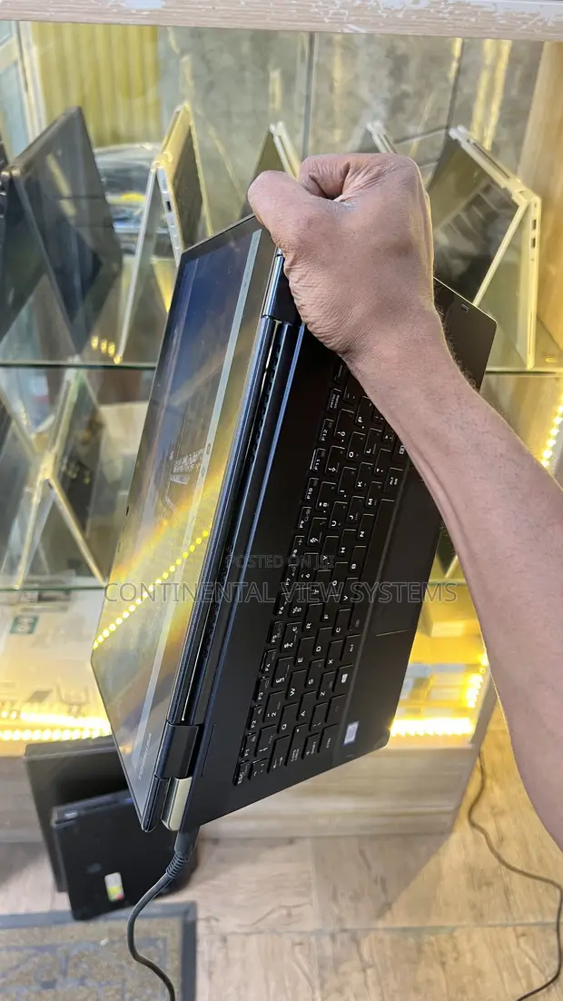 Toshiba Portege X20W 2-in-1 Laptop - 1