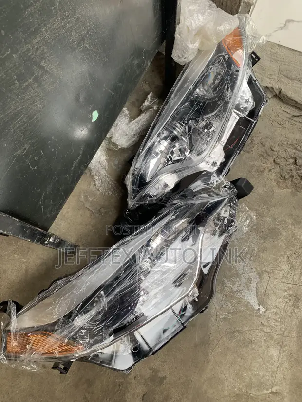 Brand New Headlamp for Toyota Corolla 2014 - 1