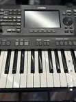 Yamaha PSR-SX720 Professional Arranger Keyboard - 3