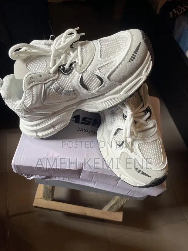 Saidon Fashion White Sneakers (Unisex) Size 40-41 - 1