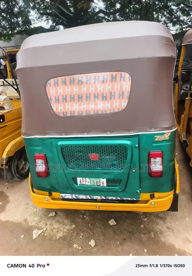 Bajaj RE Keke 2025 Kore - 1