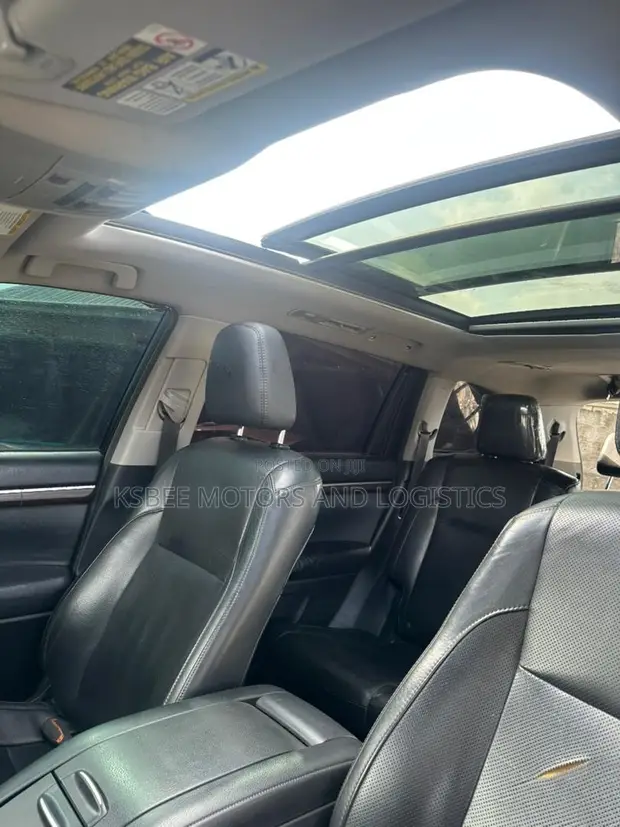 Toyota Highlander 2015 Grey - 1