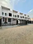 4 Bedroom Townhouse/Terrace in Lekki Phase 1 for Sale - 4