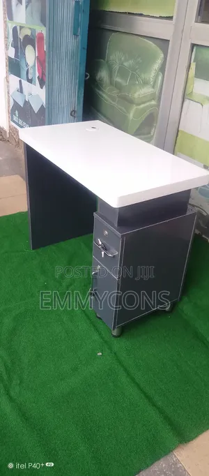 Quality Office Table 90cm