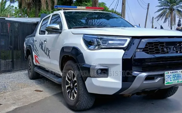Toyota Hilux don haya - 1