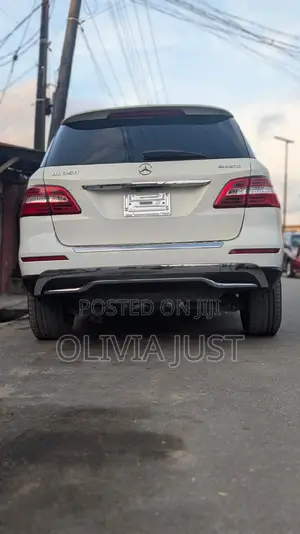 Mercedes-Benz ML 350 4Matic 2012 Fari