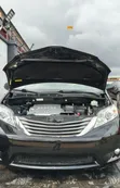 Toyota Sienna XLE 2014 Black - 4