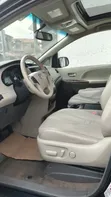 Toyota Sienna XLE 2014 Black - 5