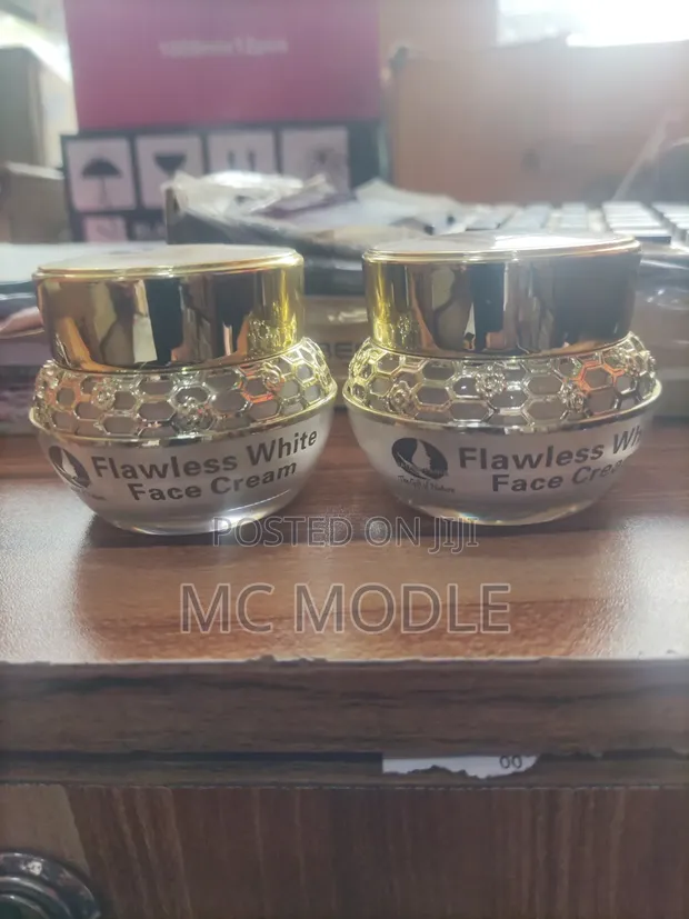 Face Facts Flawless White Brightening Cream - 1
