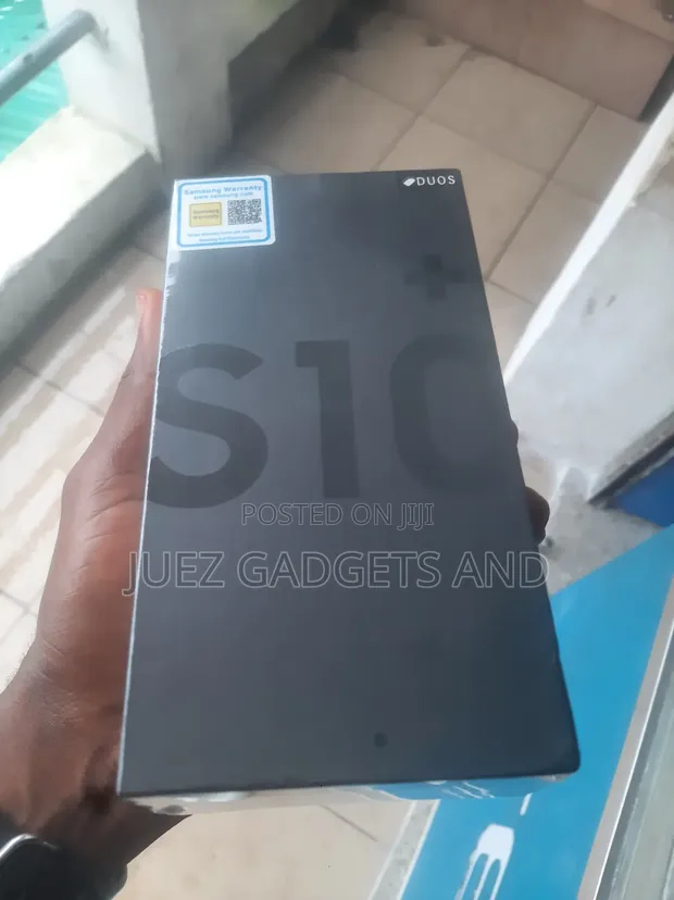 Sabuwar Samsung Galaxy S10 Plus 128GB Baki - 1
