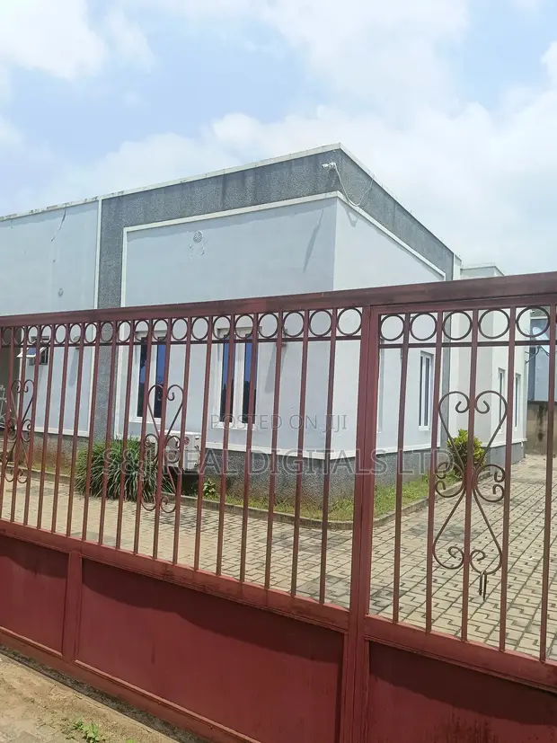 Gidan Bargo 3 Bedroom a Kubwa Estate - 1