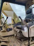 Caterpillar 320 Excavator - 5
