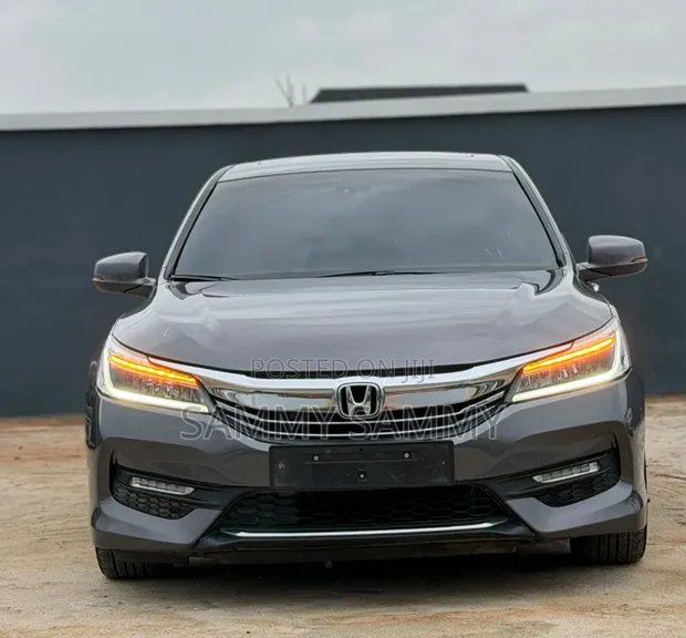 Honda Accord 2016 Gray - 1