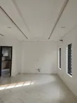 4-Bedroom Semi-Detached Duplex da BQ a Maryland, Legas - 3