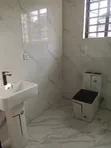 4-Bedroom Semi-Detached Duplex da BQ a Maryland, Legas - 4