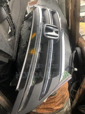 Gurin Gaba na Honda CR-V 2013