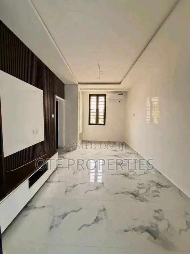 2 Bedroom Apartment for Rent in Jahi Gilmore - 1