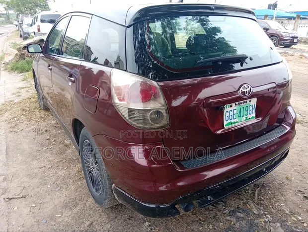 Toyota Matrix Hatchback AWD 2006 - 1