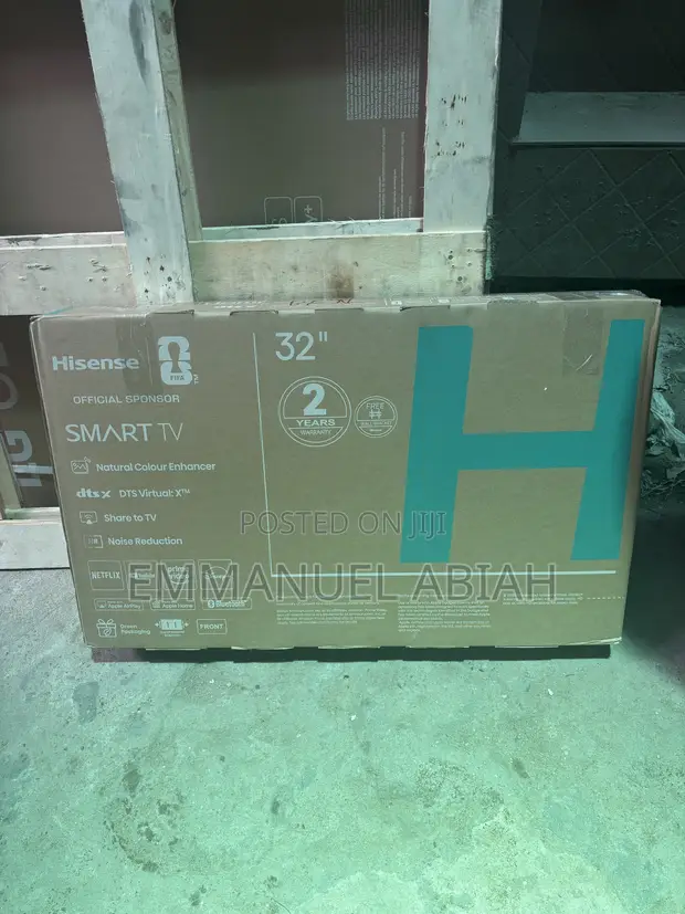 Hisense 32 Inch Smart TV - 1