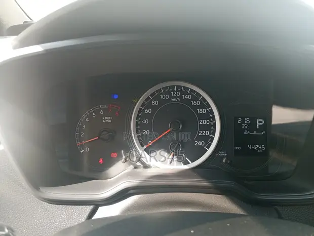 Toyota Corolla 2022 Fari - 1
